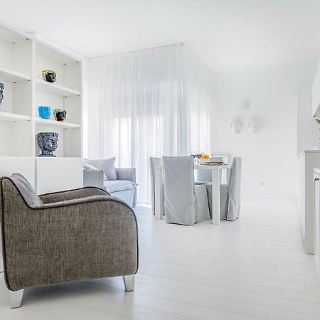 White Stylish Apartments 2 Vico Equense Exteriör bild